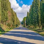 2 Bedroom Amazing Home In Sassetta Vakantiehuis *